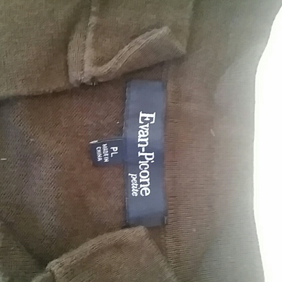 Sweater - Picture 4 of 5